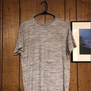 PacSun short sleeve grey tee shirt